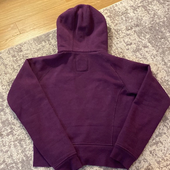 Lululemon athletica - Picture 4 of 7